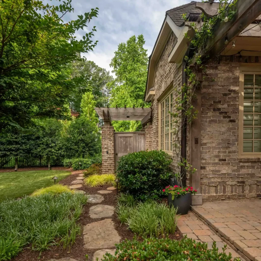 dunwoody-ga-landscaping-services